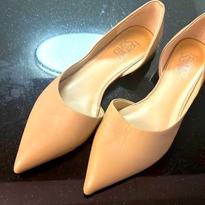 Franco Sarto cream pointy flats size 7.5 never worn